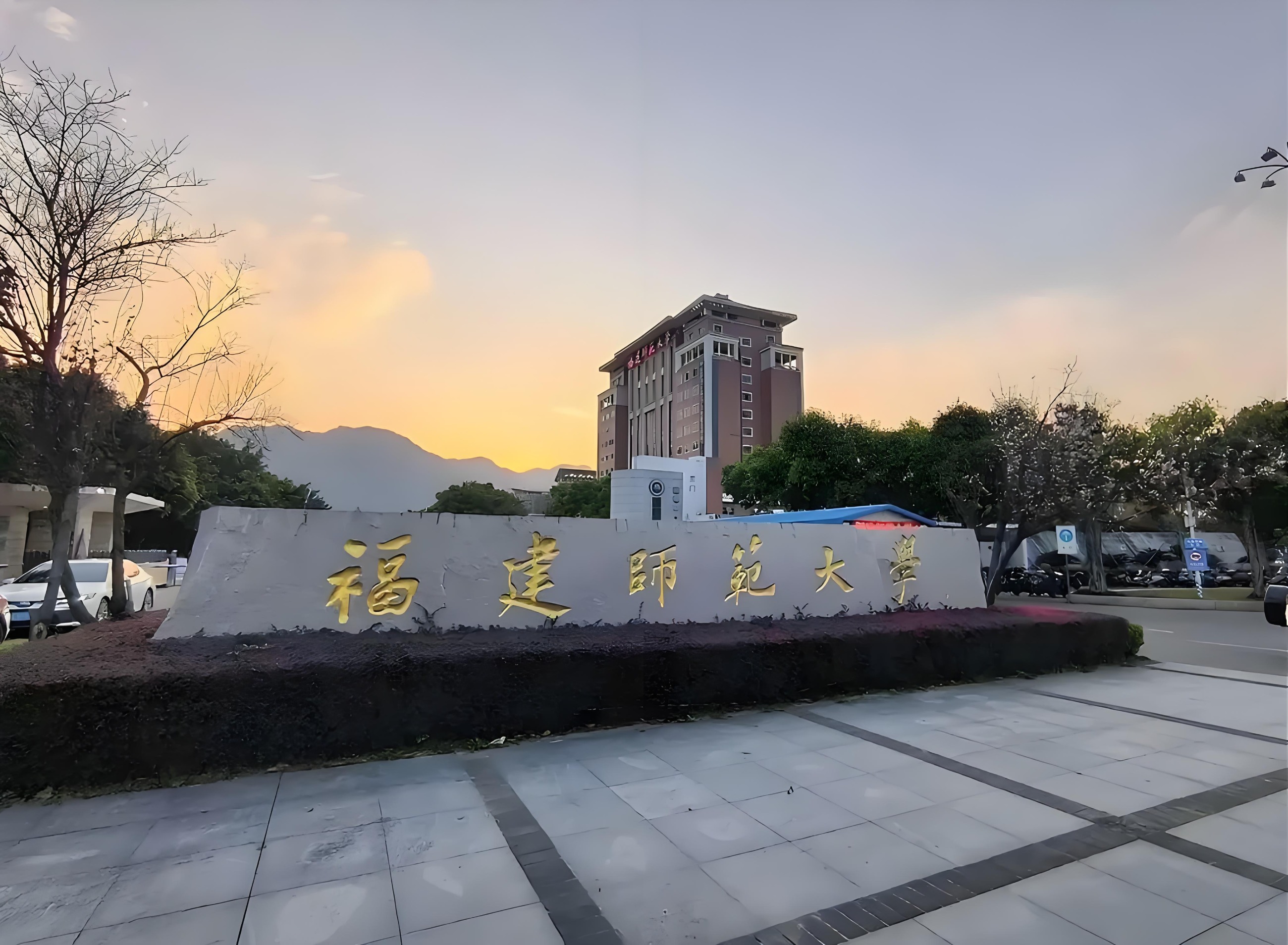 洁博利感应小便器工程案例图 洁博利感应小便器工程案例图